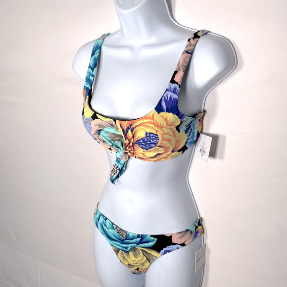 Buttery Soft swim Suit Size Extra Small - Picture 3 of 5